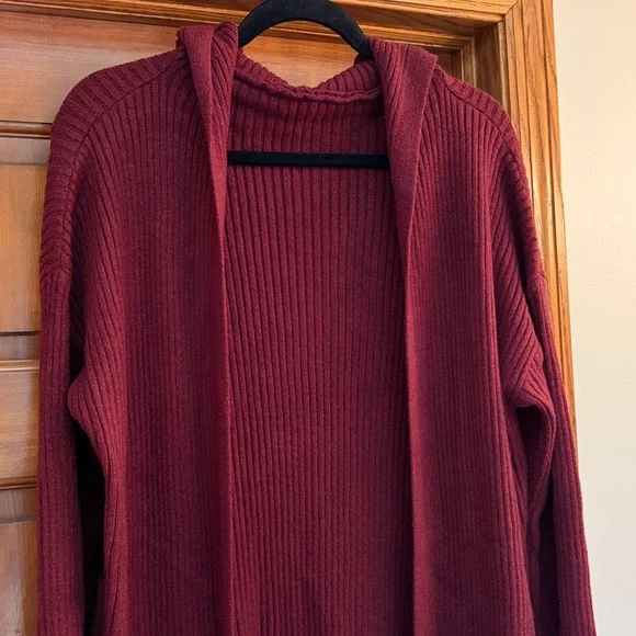 HALARA maroon hooded duster cardigan NWT - Picture 2 of 6